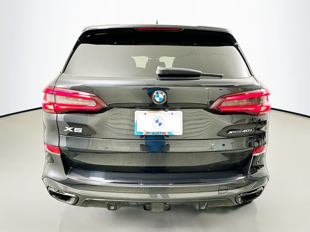 Thumbnail: 2022 BMW X5 - 6