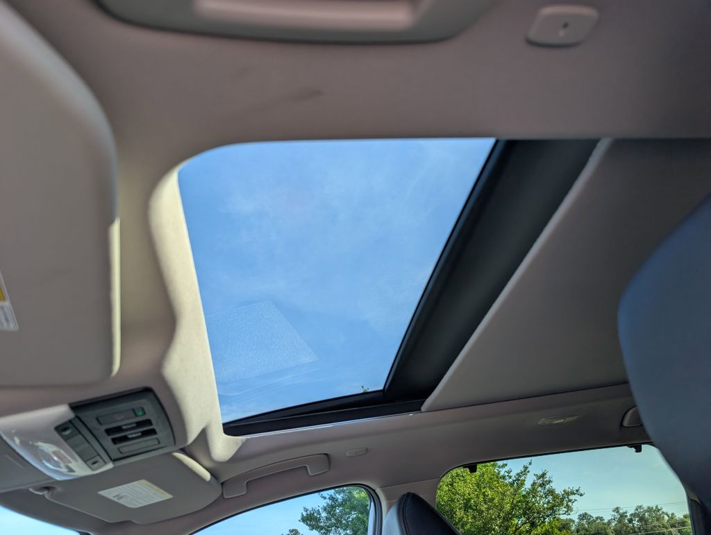 Used 2023 Nissan Rogue SUV