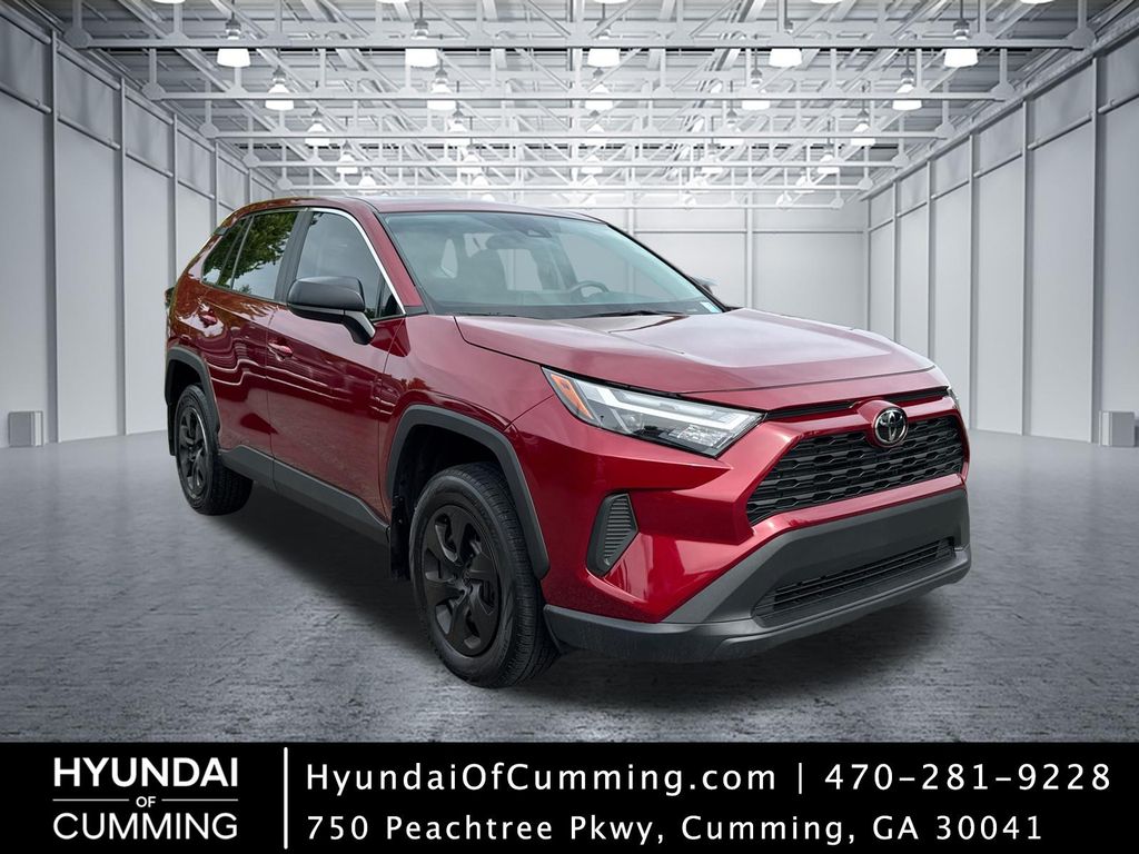 2025 Toyota RAV4 LE