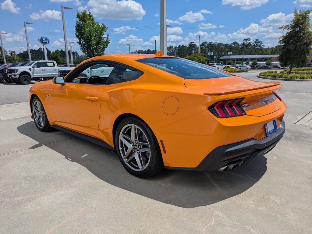 2026 Ford Mustang GT Premium Fastback