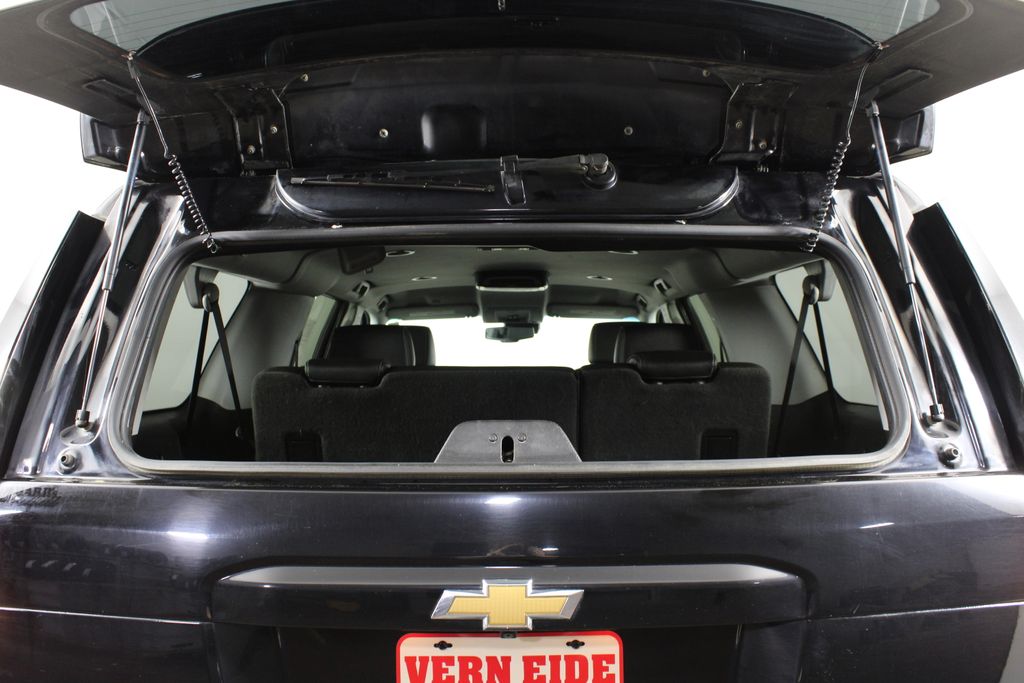 Used 2019 Chevrolet Suburban for sale in 