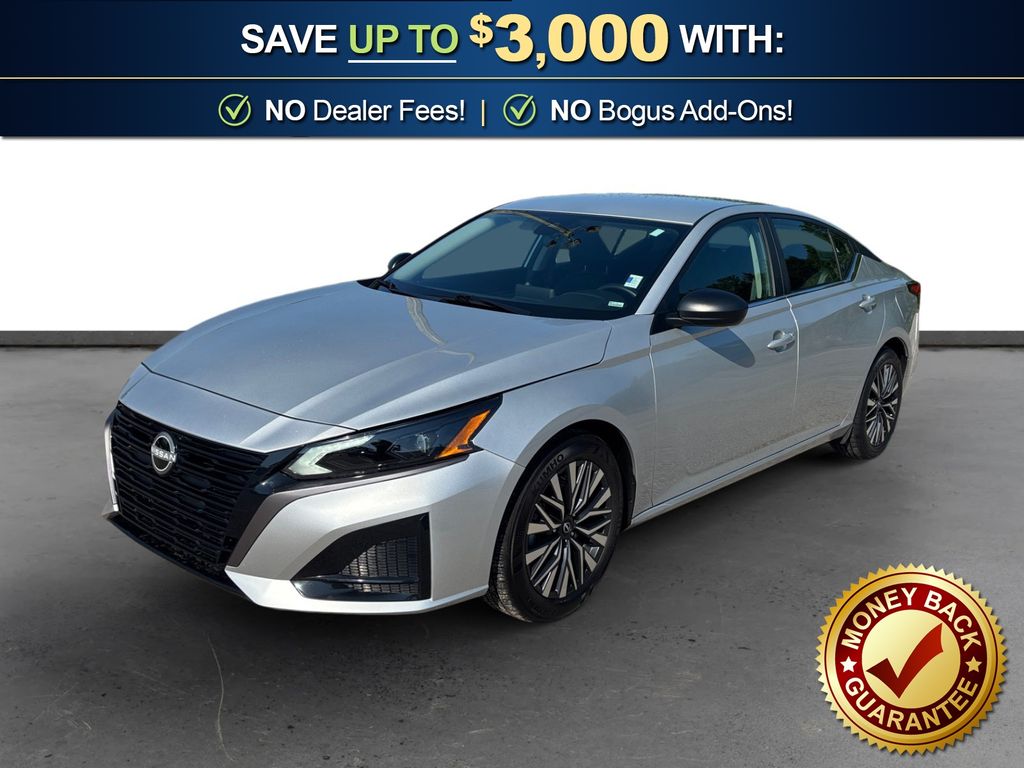 Brilliant Silver Metallic 2026 Nissan Altima Sedan Front-Wheel Drive Continuously Variable Transmission