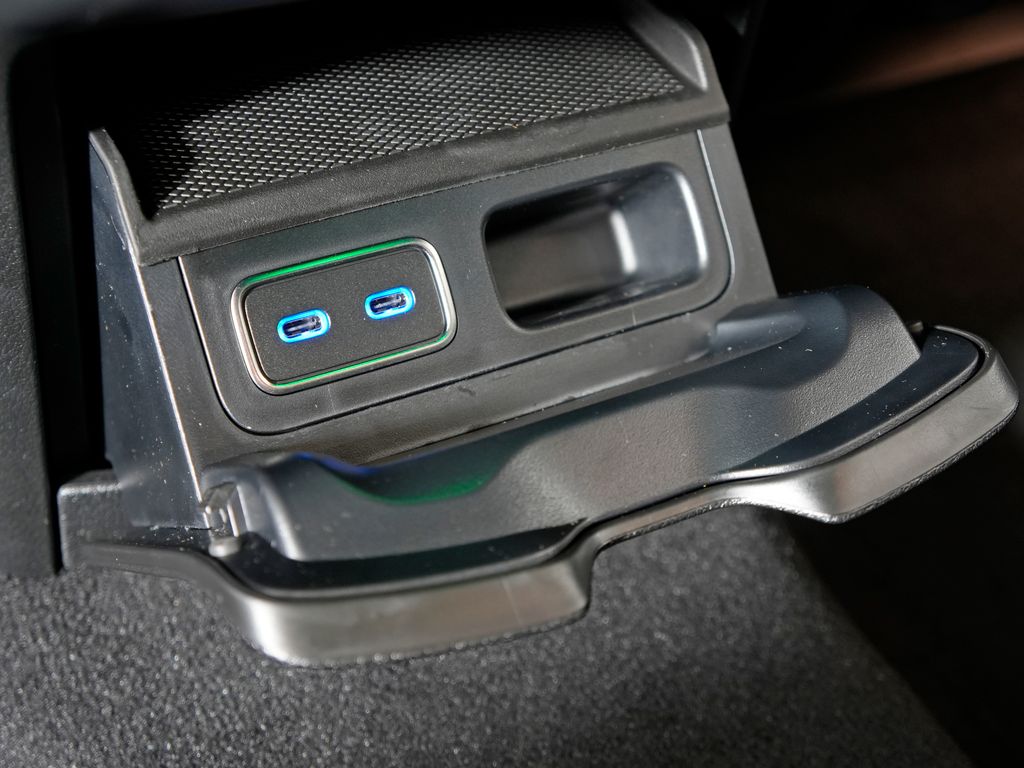 new 2026 Mercedes-Benz GLS car, priced at $97,450