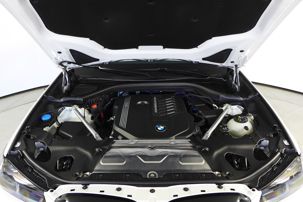 Thumbnail: 2025 BMW X4 - 6