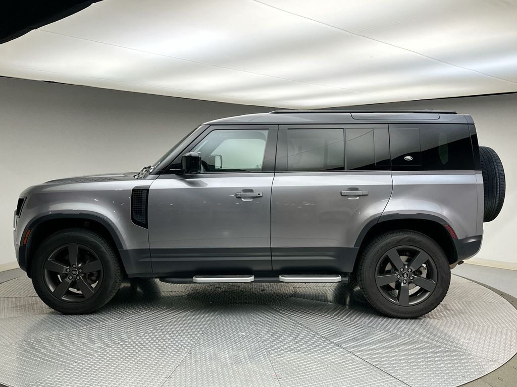 2023 Land Rover Defender 110 2