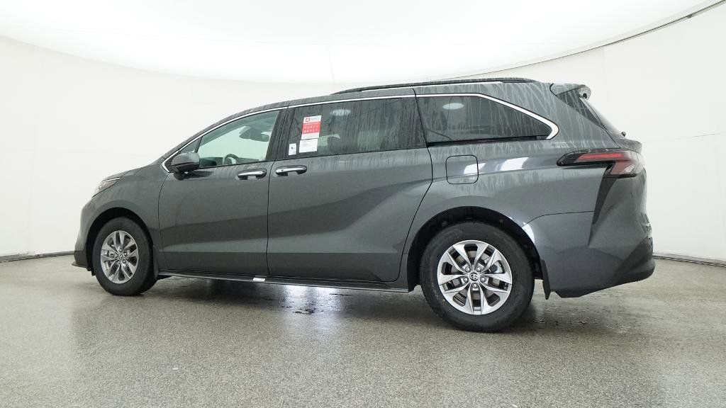 Thumbnail: 2025 Toyota Sienna - 19
