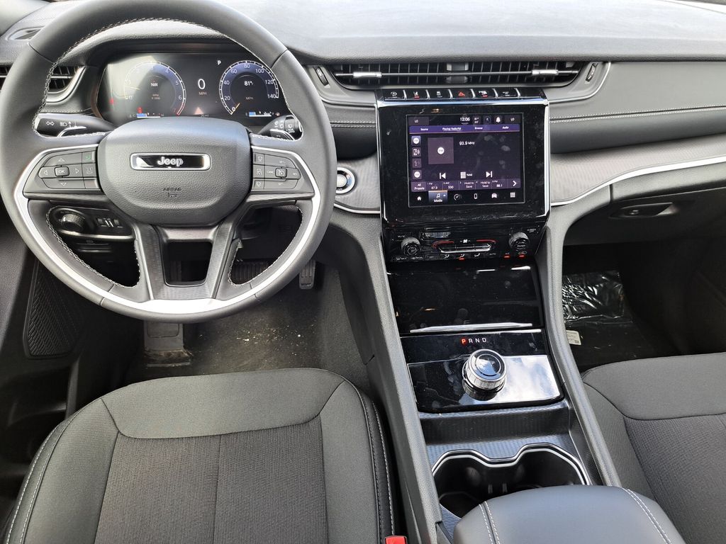 New 2026 Jeep Grand Cherokee SUV