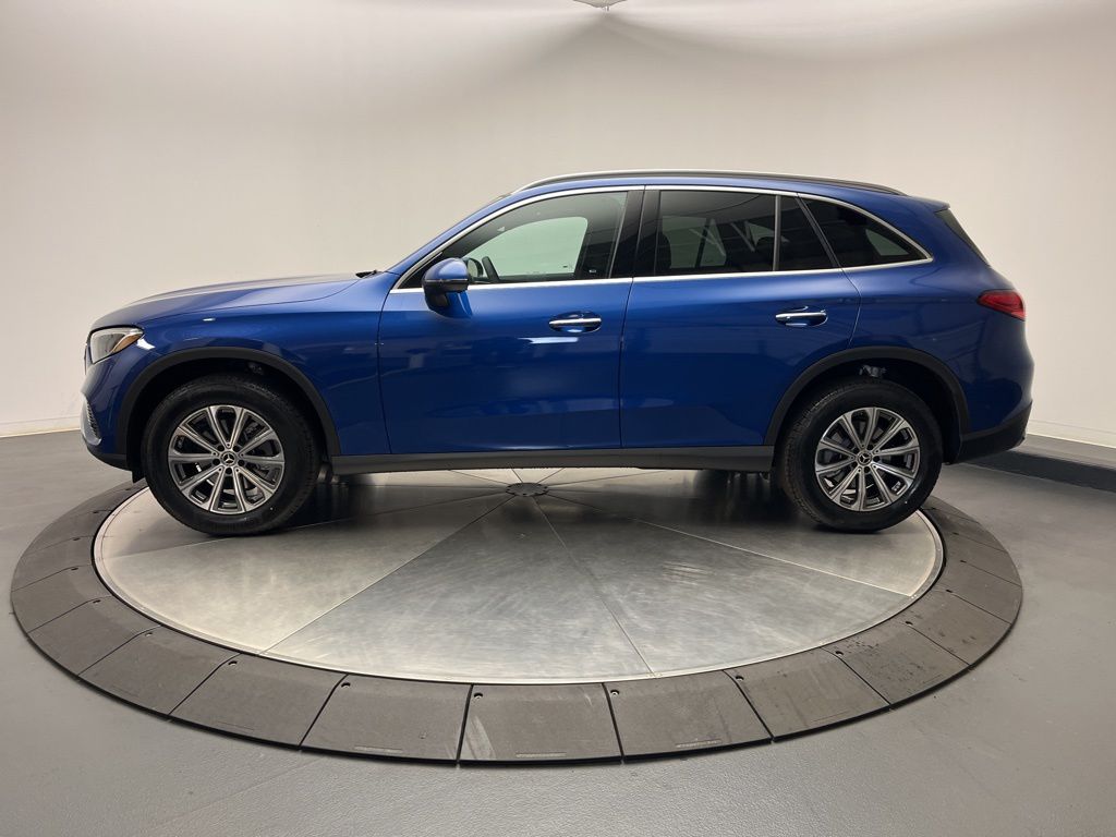 Thumbnail: 2026 Mercedes-Benz GLC - 4