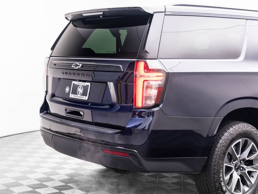 2024 Chevrolet Suburban Z71 photo