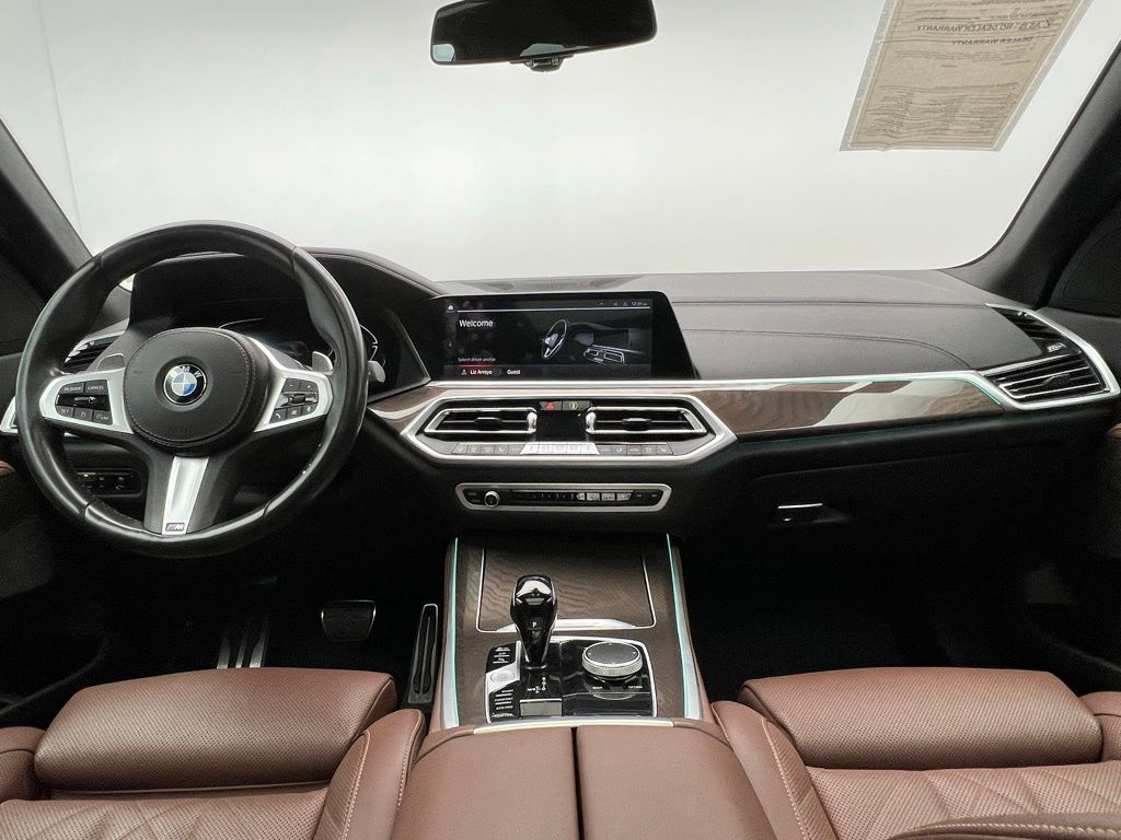 Thumbnail: 2023 BMW X5 - 10