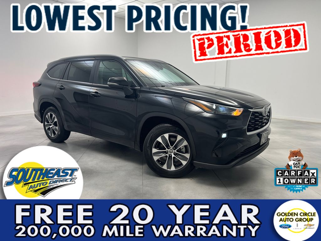 Midnight Black Metallic 2025 Toyota Highlander XLE FWD SUV / Crossover Front-Wheel Drive 8-Speed Automatic