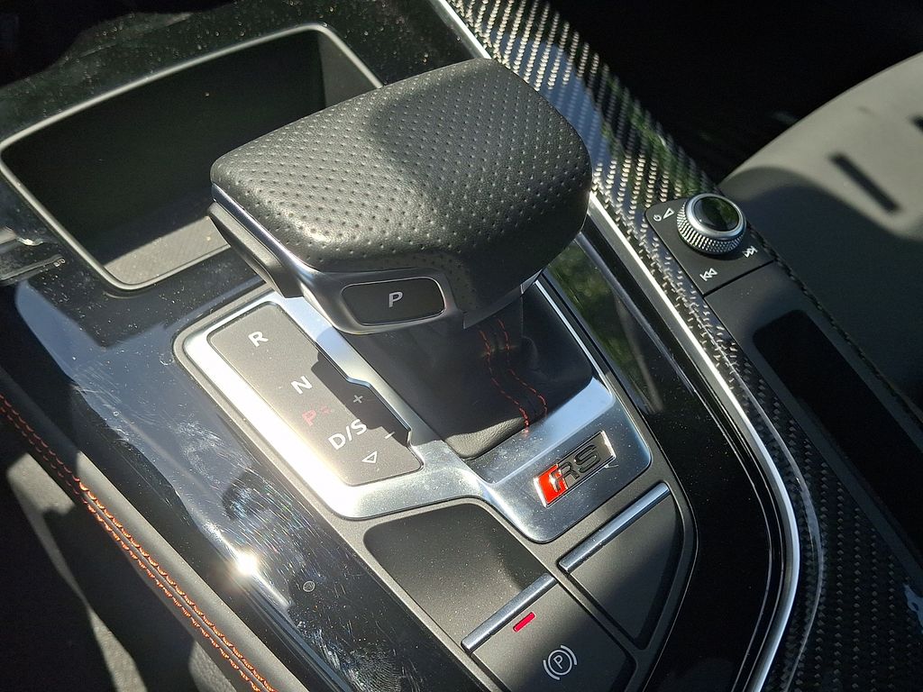 Thumbnail: 2023 Audi RS 5 - 15