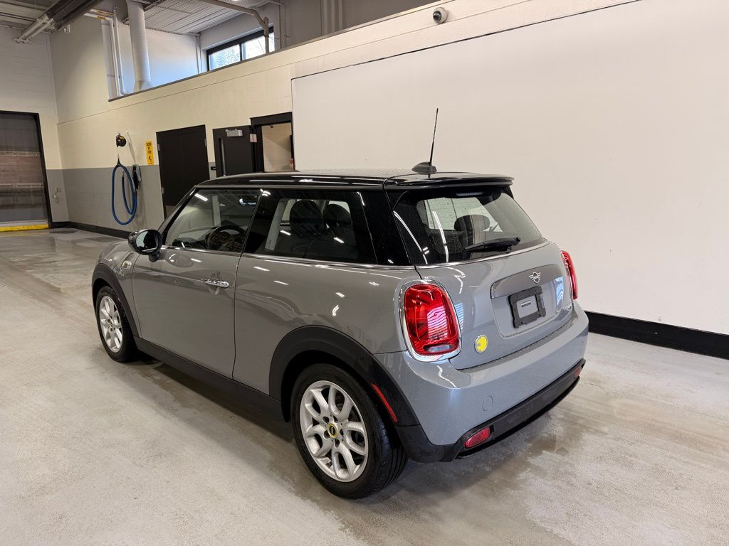 Thumbnail: 2021 MINI Cooper - 3