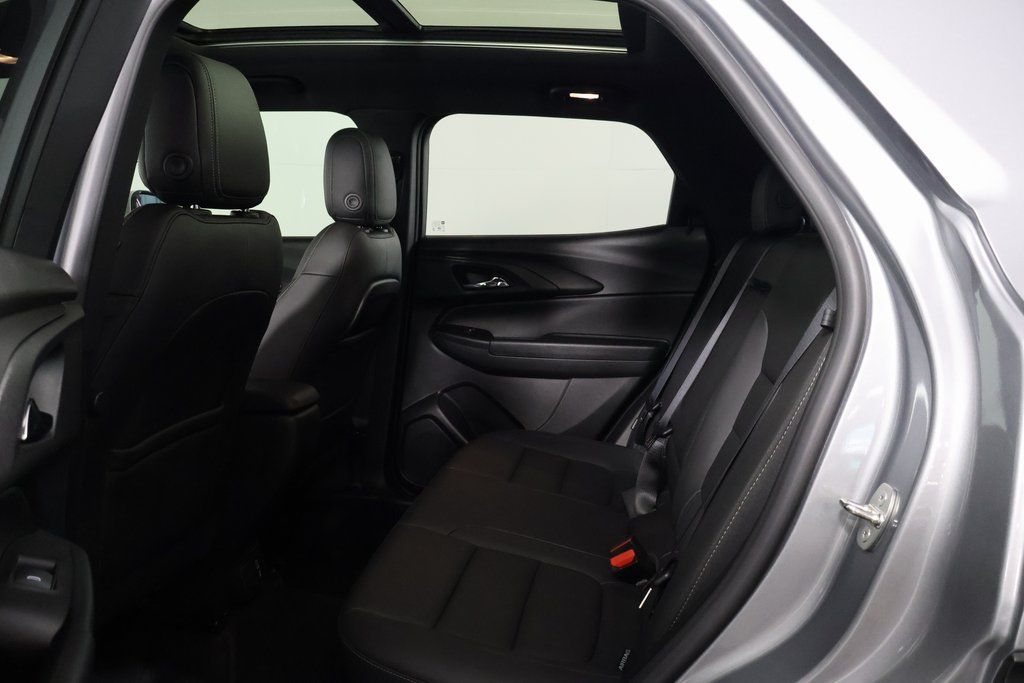 Thumbnail: 2023 Chevrolet TrailBlazer - 11