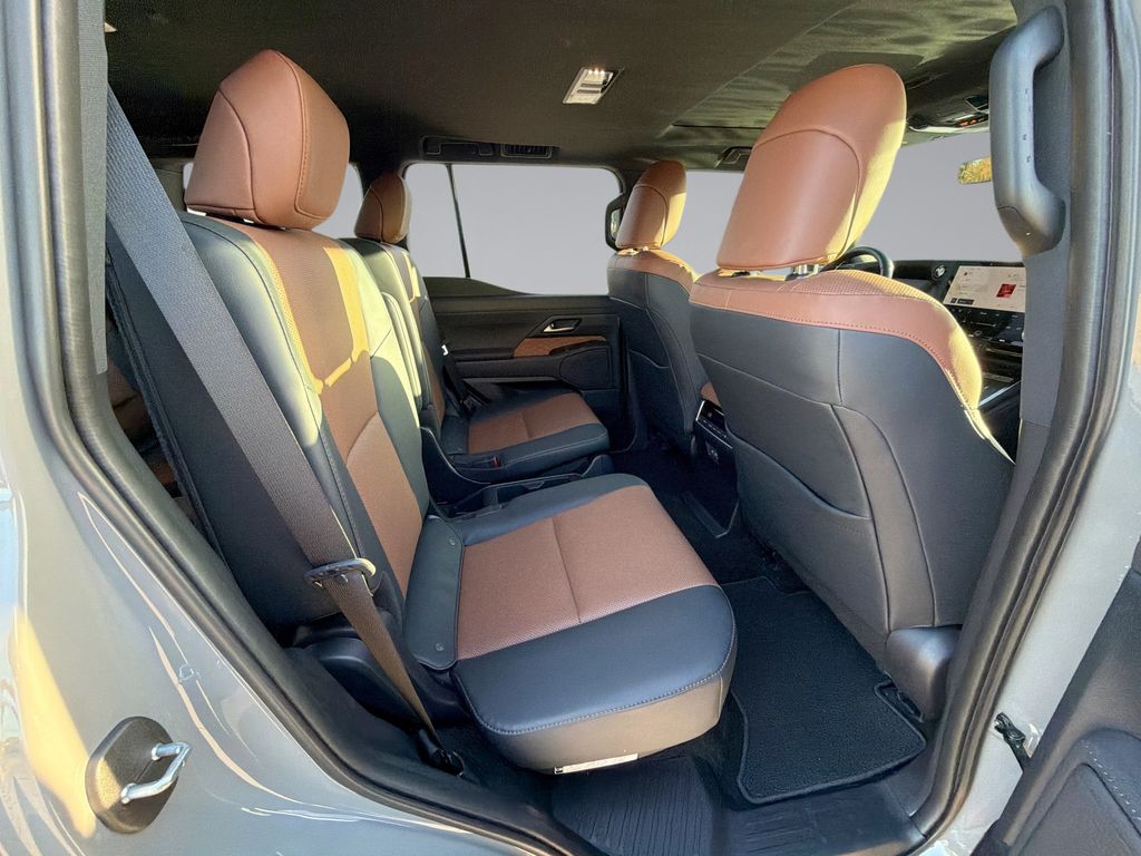 Thumbnail: 2026 Lexus GX - 17
