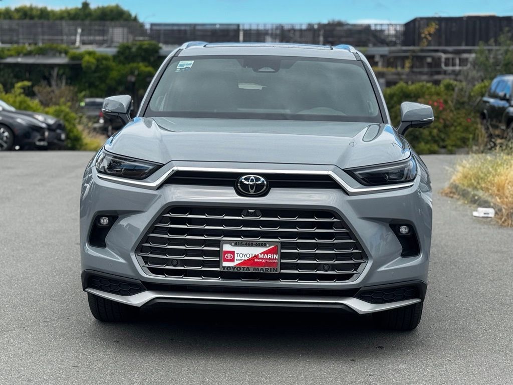 New 2026 Toyota Grand Highlander Hybrid SUV