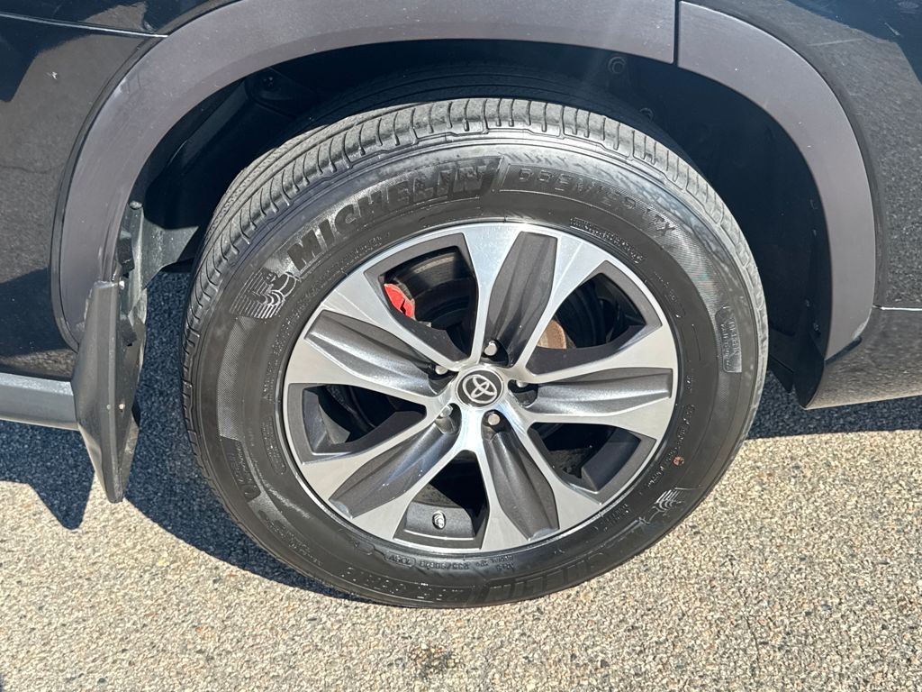 2020 Toyota Highlander XLE photo 45