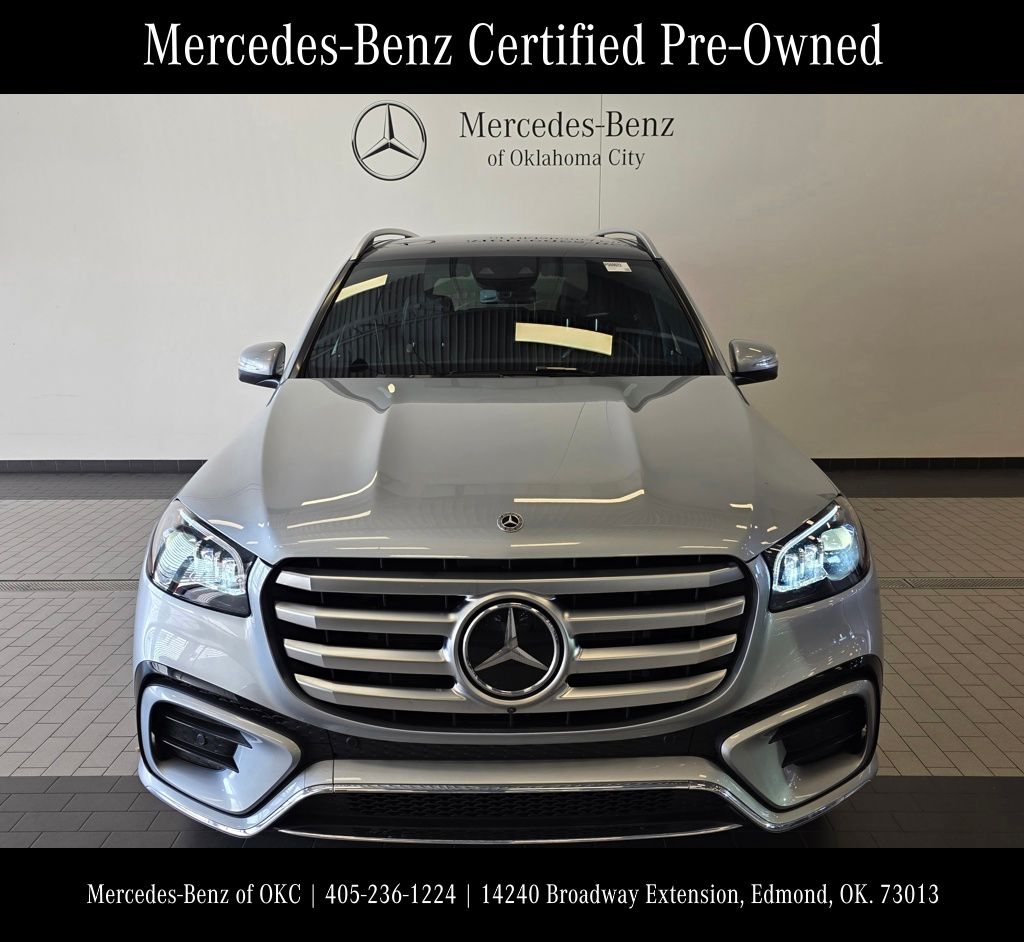 2025 Mercedes Benz GLS 450 photo 2