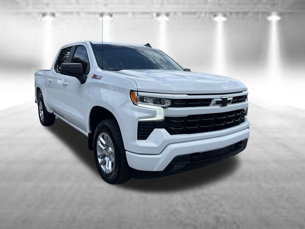 Certified Used 2022 White Chevrolet RST image 2