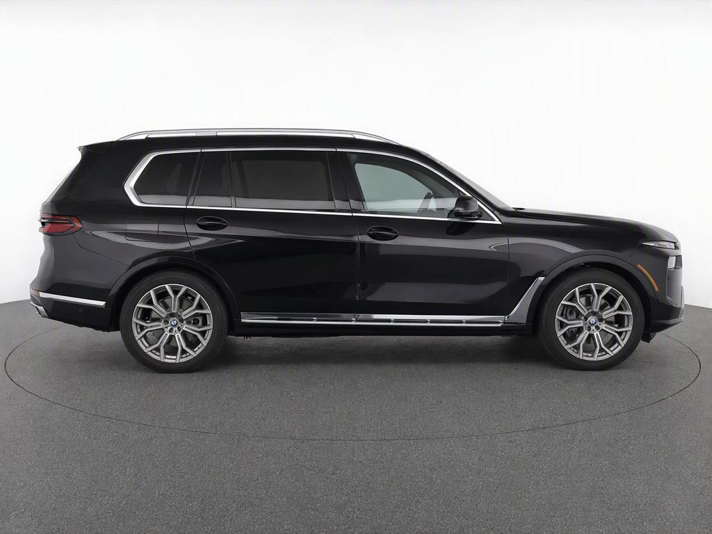 2026 BMW X7 xDrive40i Black at Spitzer Acura