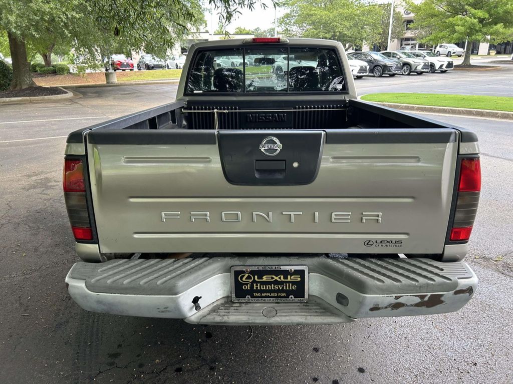 Used 2004 Nissan Frontier Truck