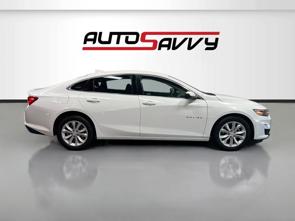 Used 2025 Summit White Chevrolet LT image 8
