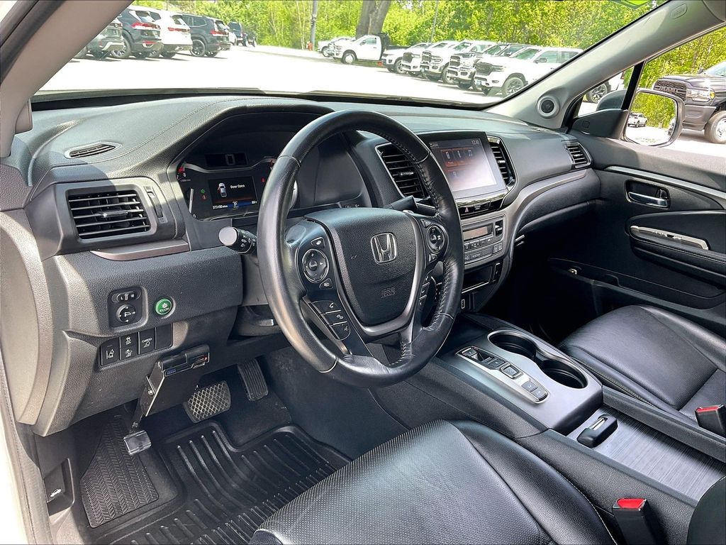 2022 Honda Ridgeline — photo 8