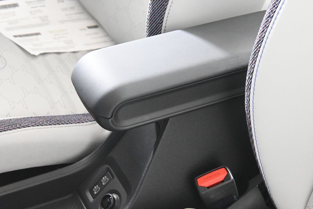 Thumbnail: 2026 MINI Cooper - 31