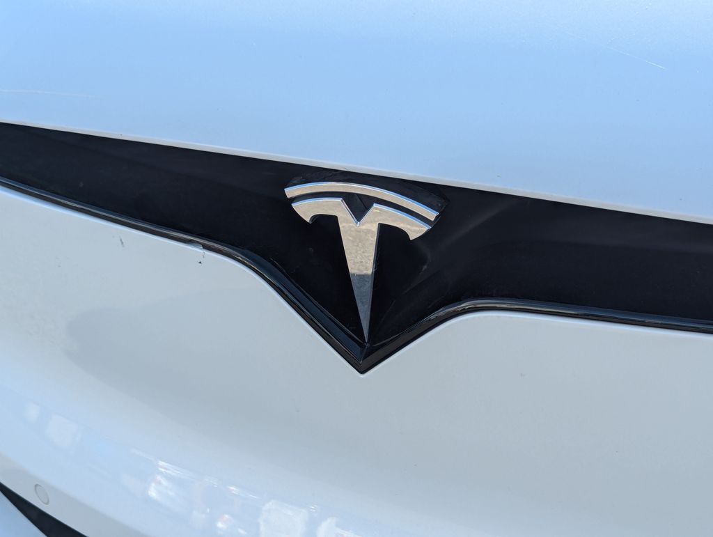 2022 Tesla Model X Base 13