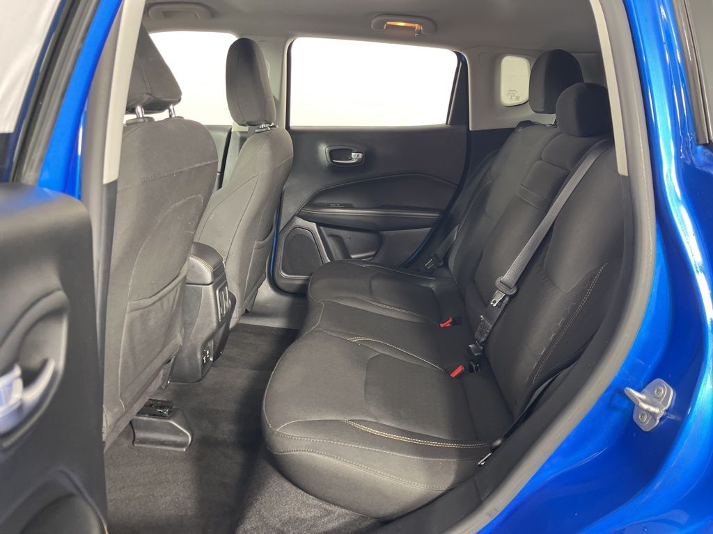 Thumbnail: 2018 Jeep Compass - 21