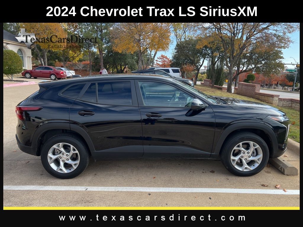 2024 Chevrolet Trax LS 14