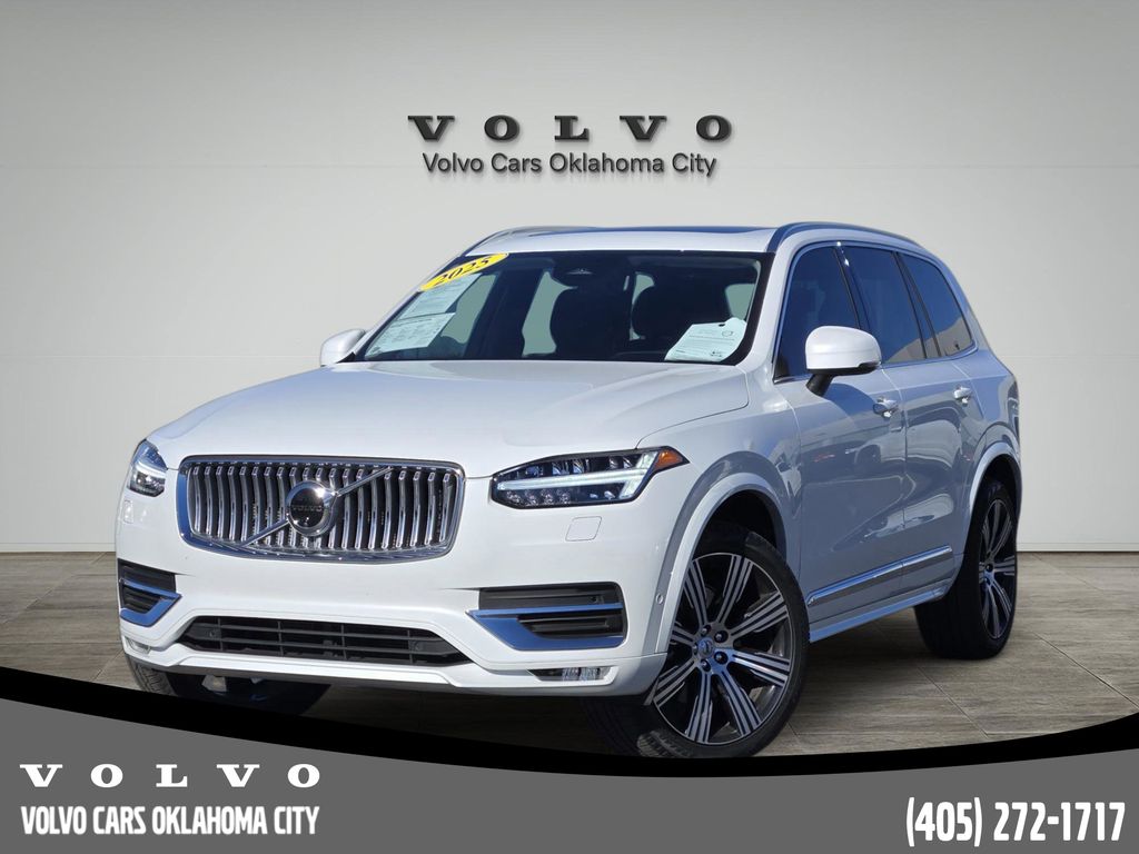 2025 Volvo XC90 Ultra's photo