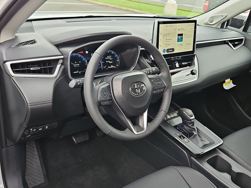 Thumbnail: 2026 Toyota Corolla Cross - 18