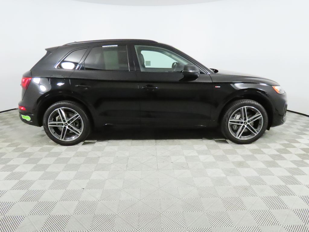 Thumbnail: 2023 Audi Q5 - 6