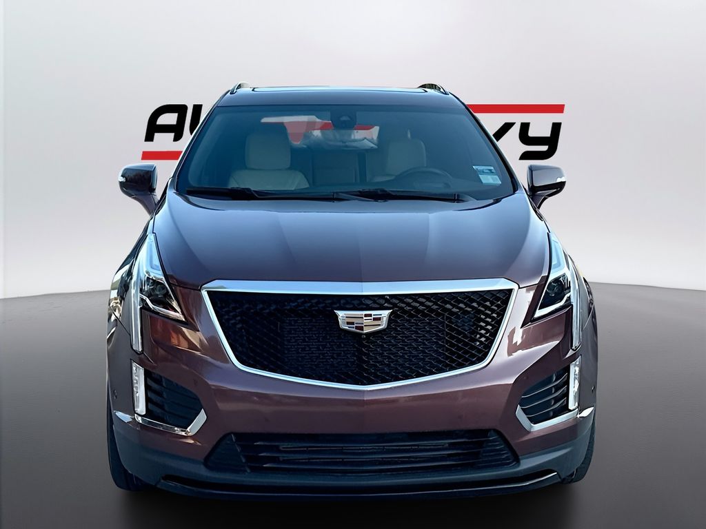 Used 2022 Red Cadillac Sport image 2