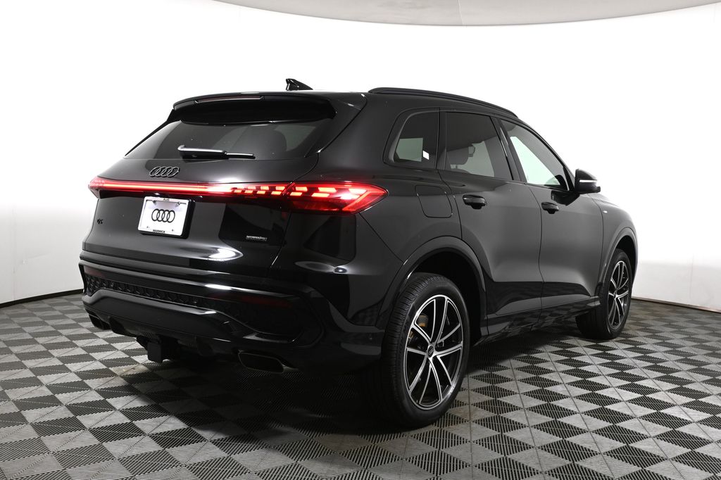 Thumbnail: 2026 Audi Q5 - 7