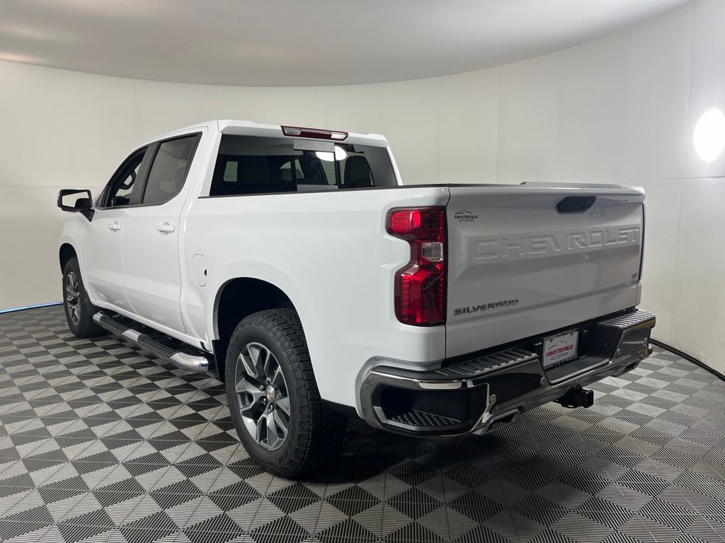 Thumbnail: 2026 Chevrolet Silverado 1500 - 3