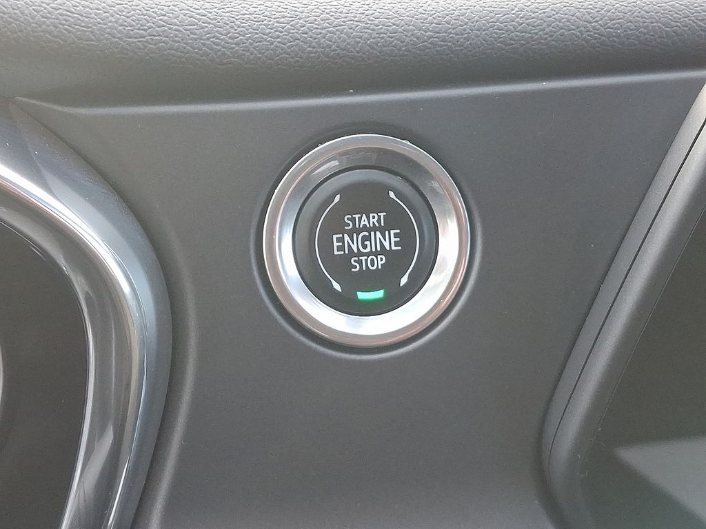 Thumbnail: 2019 Chevrolet Blazer - 24