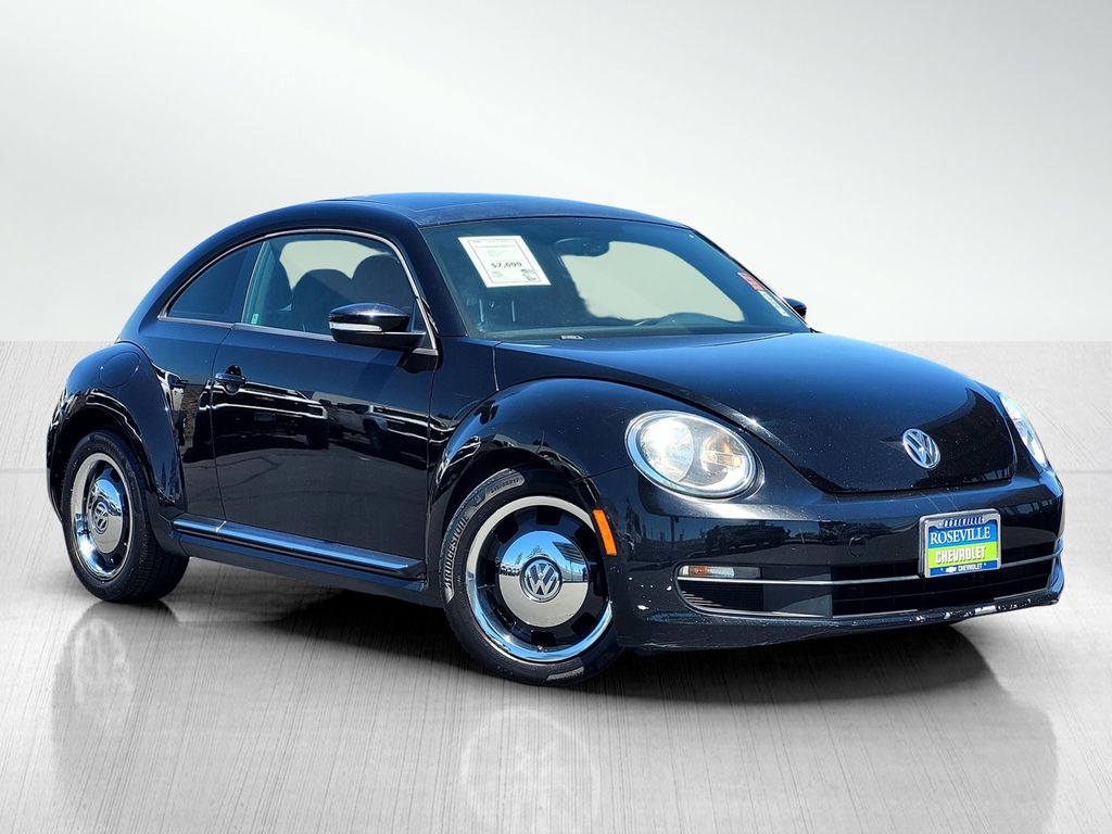 Black 2013 Volkswagen Beetle Hatchback Front-Wheel Drive 6-Speed Automatic