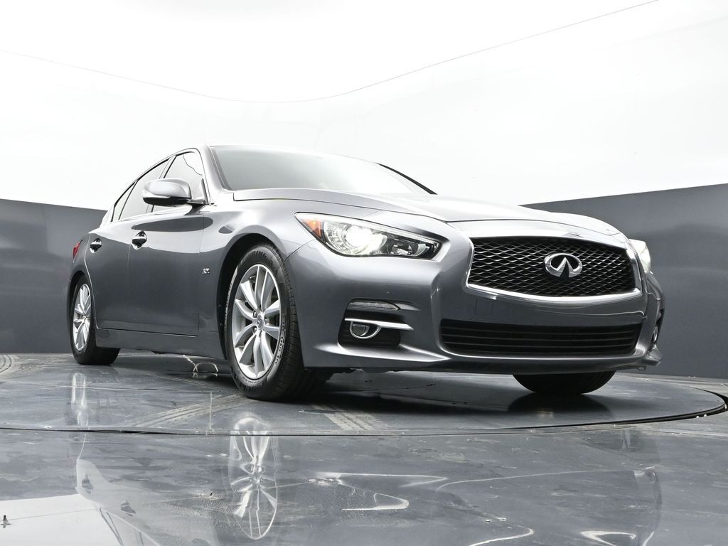Gray (Graphite Shadow) 2017 INFINITI Q50 3.0t Premium RWD Sedan Rear-Wheel Drive 7-Speed Automatic