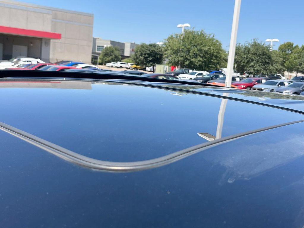 Used 2021 Black Kia SX image 23