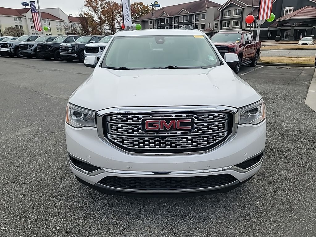 2017 GMC Acadia Denali 2