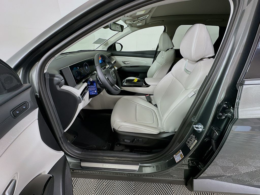 Thumbnail: 2026 Hyundai Tucson - 16