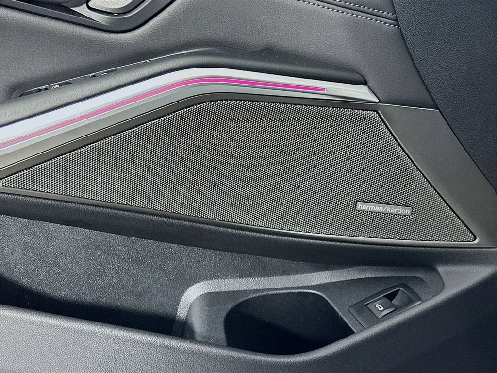 Thumbnail: 2023 BMW M3 - 19