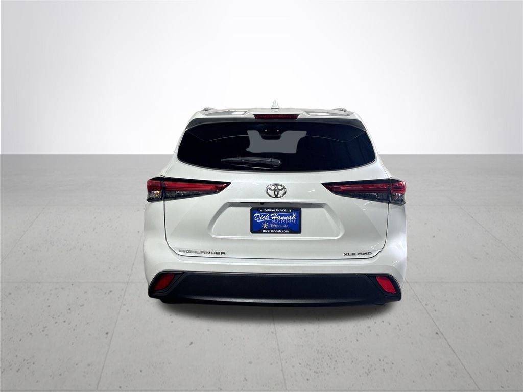 2022 Toyota Highlander XLE