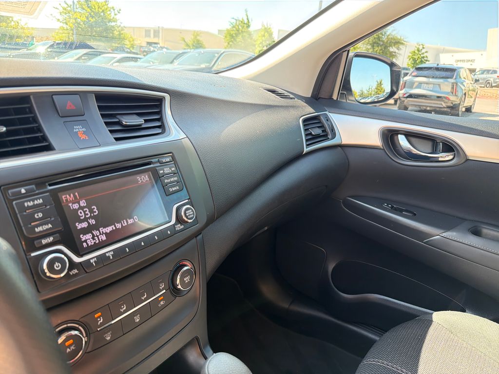 Used 2018 White Nissan S image 24