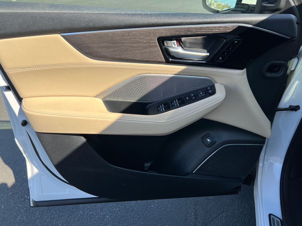 Thumbnail: 2023 Acura MDX - 12