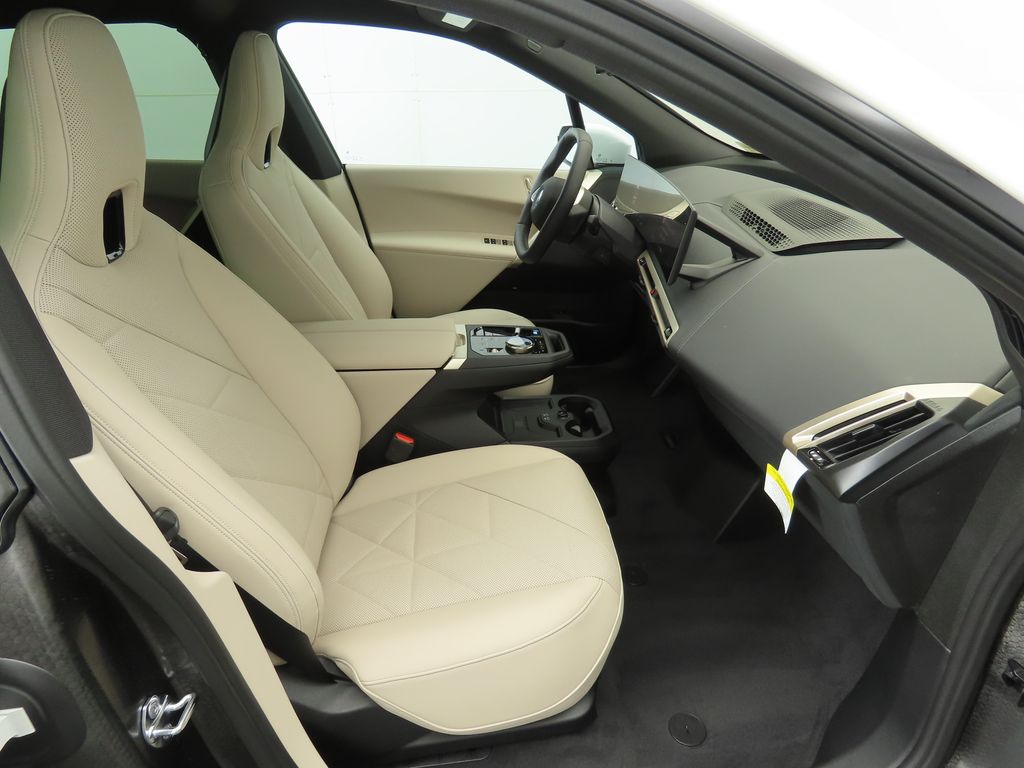2025 BMW iX xDrive50 20