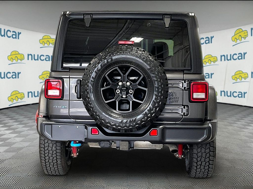 2024 Jeep Wrangler — photo 5