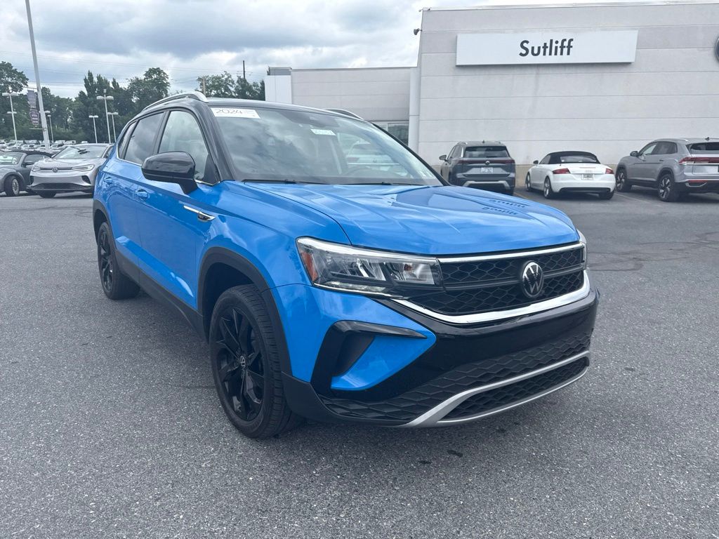 2024 Volkswagen Taos 1.5T SE Blue at Subaru and VW of Moon Township
